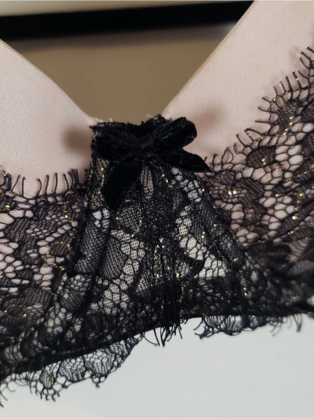 Victoria's Secret Dream Angels Lined Demi Bra with Black Lace Overlay - Picture 6 of 13